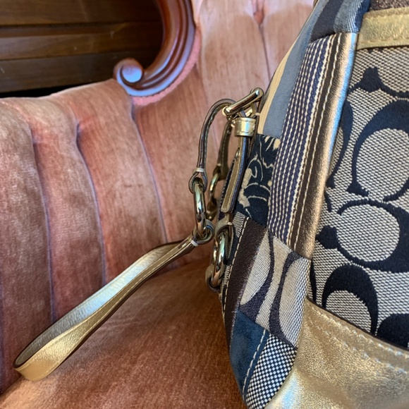 NICE Coach Vtg Y2K Denim Patchwork Whiskey Leather Trim  Vintage Coach Patchwork Denim Tote